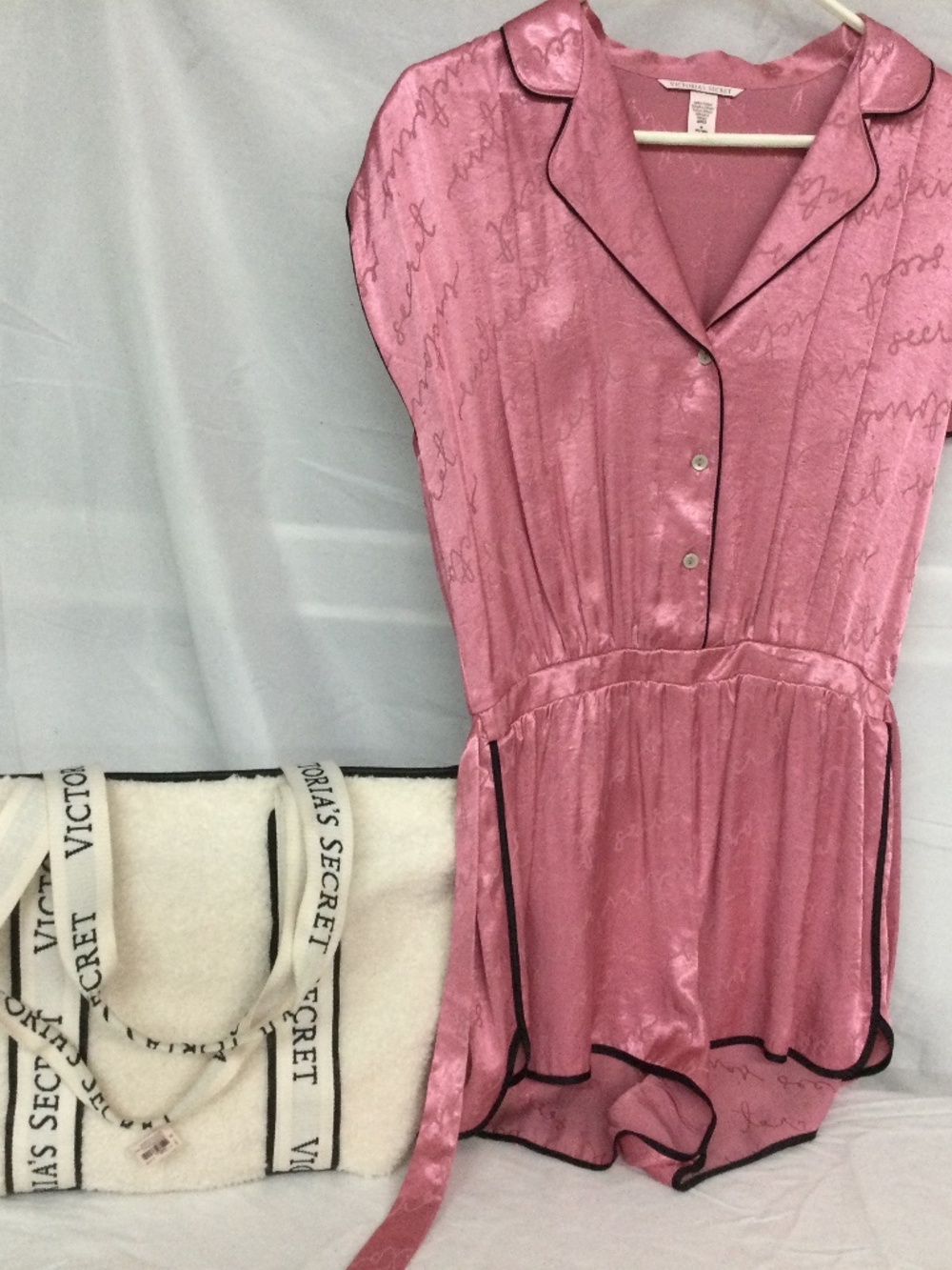 Victoria’s Secret 1 Piece Romper Pajamas, Rose Silk, medium, VS Lambskin Bag NWT